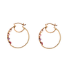 Aretes doble círculo con Zirconias de Colores.  Broche de Presión. 3cm.  Oro Amarillo de 10 kilates.