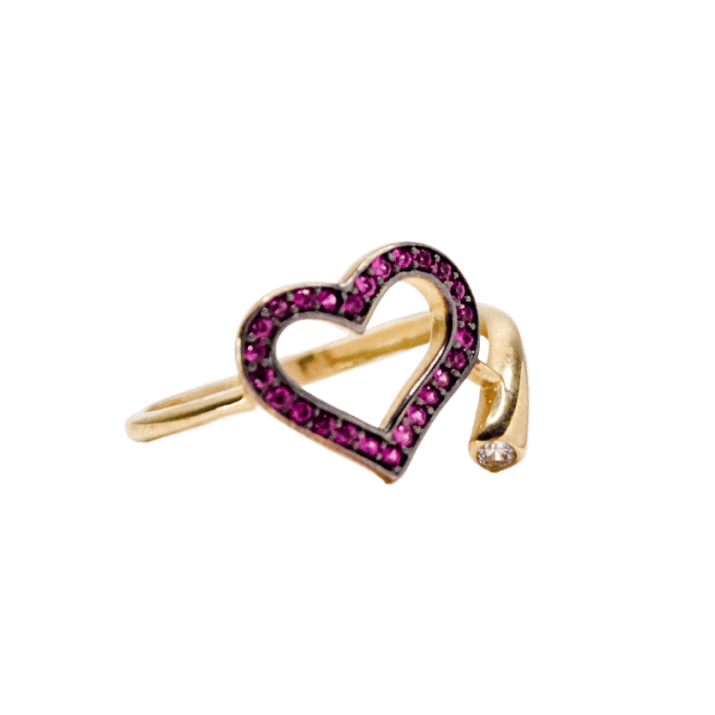 Anillo para Dama Resaque de Corazón con Zirconias Rosas en corte brillante.  Oro Amarillo de 10 kilates.